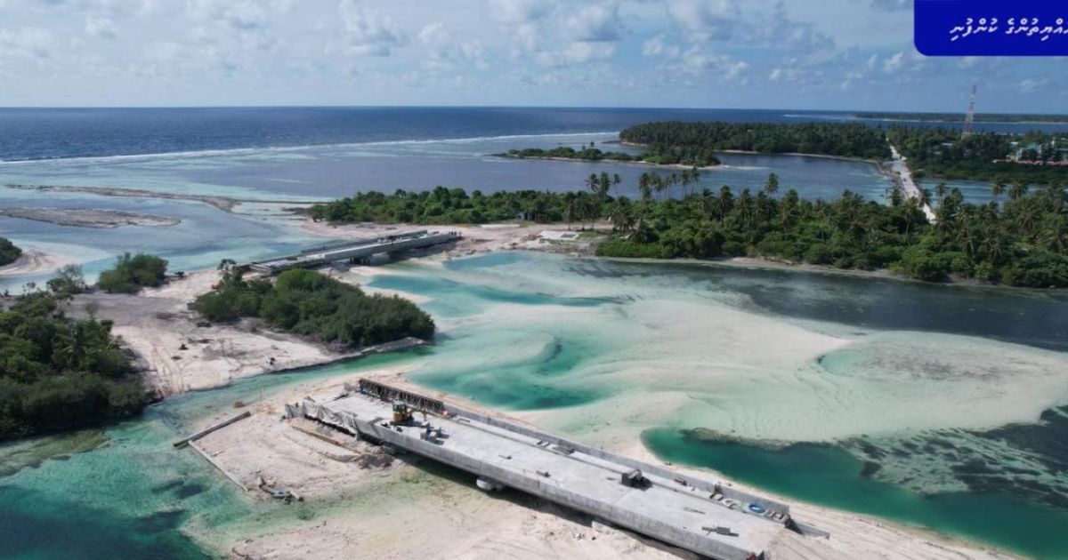 މަޑަވެލި-ހޯނޑެއްދޫ ކޯޒްވޭ މަޝްރޫއު ނިމެނީ