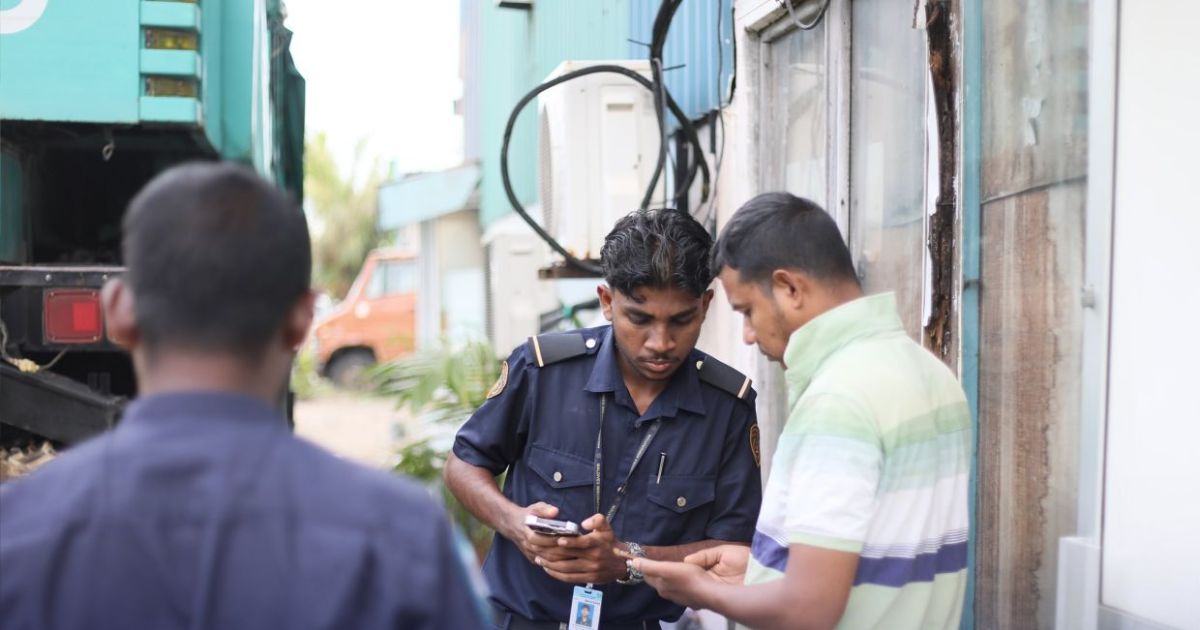 ތިލަފުށީގައި ޤަވާޢިދާއި ޚިލާފަށް އުޅެމުންދިޔަ ބިދޭސީންތަކެއް އިމިގްރޭޝަނަށް
