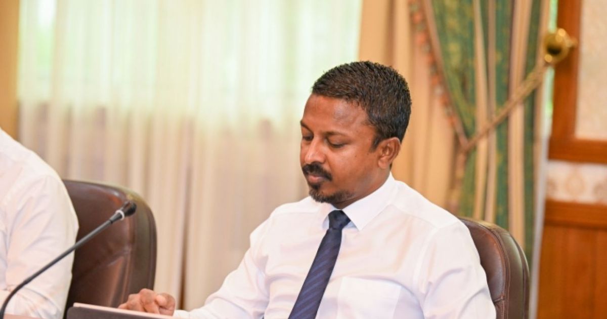 ރިޔާސީ ދައުރު ފެށޭ ދުވަހާއިމެދު ވޯޓަކަށް އަހަނީ