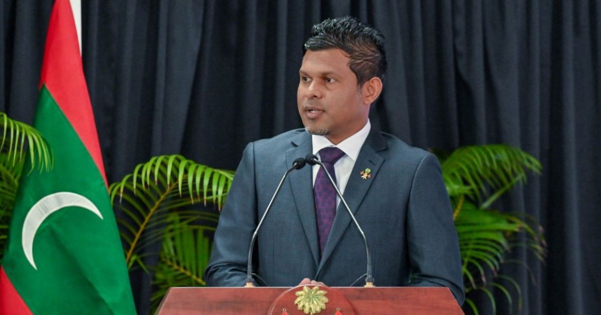"ހައިބްރިޑް ހަނގުރާމައިން ދަފަރާވާން ޒުވާނުން ހޭލުންތެރިވާން ޖެހޭ"