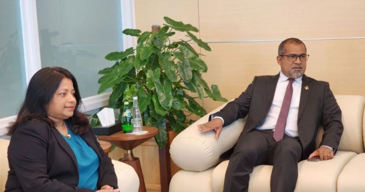 ފޮރިން މިނިސްޓަރު އޮމާނަށް ފުރާވަޑައިގެންފި