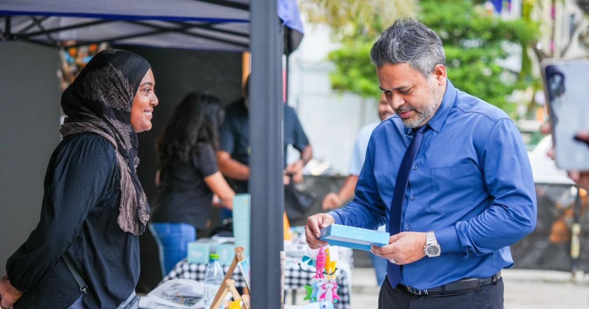 މަސްވެރިންގެ ދުވަހާއި ގުޅިގެން ކުޑަކުދިންގެ ހަވީރެއް ބާއްވައިފި