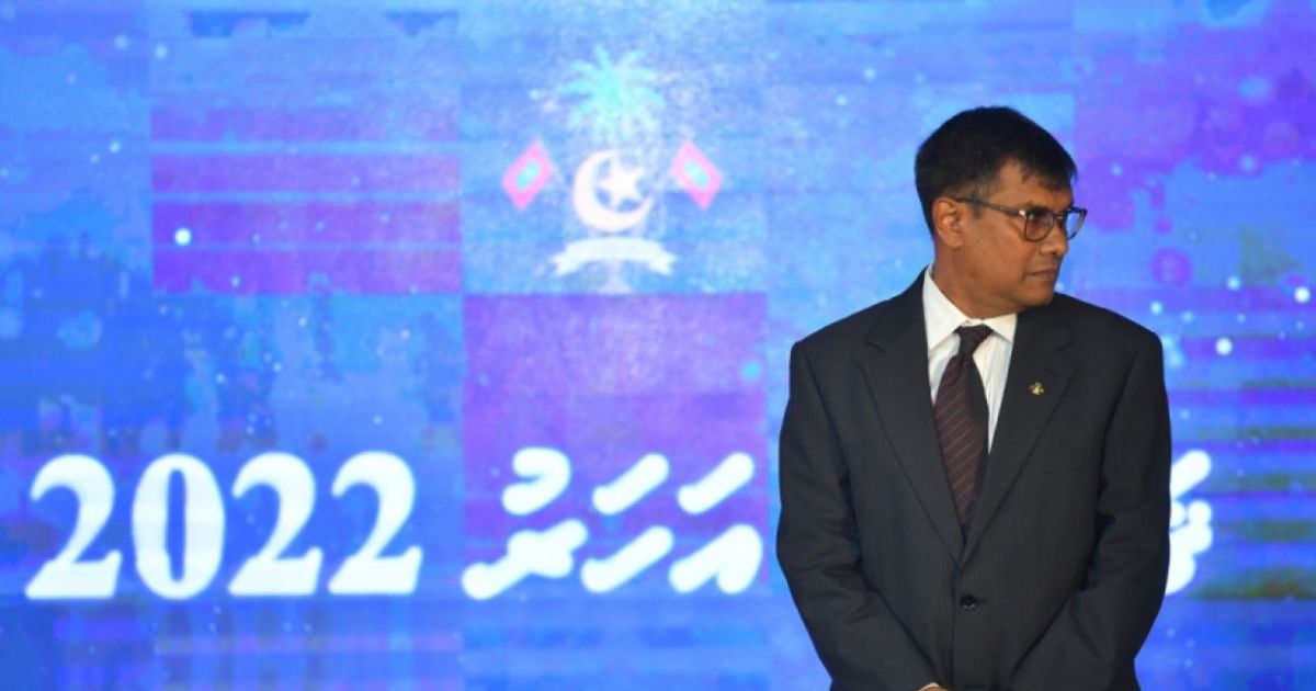 އުއްތަމަ ފަނޑިޔާރަށް އެޑްމިޓްކޮށްގެން ފަރުވާ ދެނީ