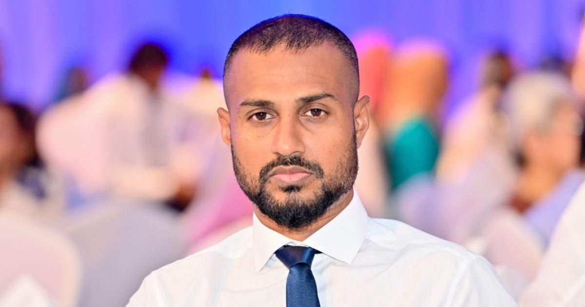 ދޮގު ޚަބަރު ލިޔުނު މީހާއަށް ފައިބަރު ދޯންޏެއް