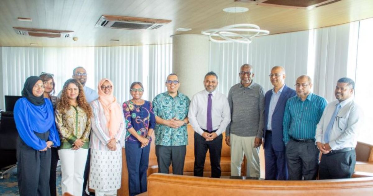 ވަޒީރު ޝިޔާމް އައިއެސްޑީބީގެ އިސްވެރިންނާއި ބައްދަލުކުރައްވައިފި