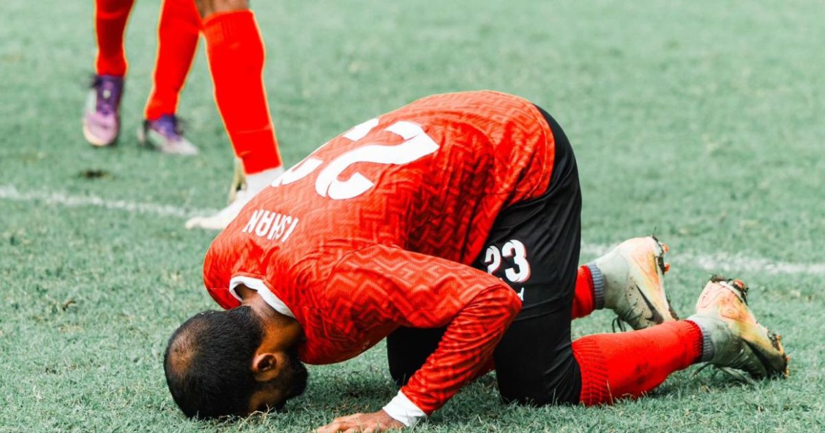 ފައިނަލަށް ދިޔަ ފުރަތަމަ ޓީމަކަށް އޭދަފުށި