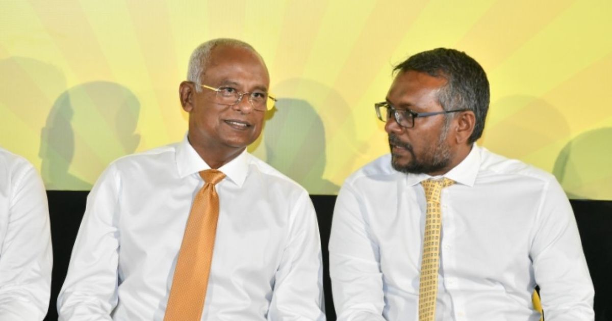 ރައީސް އިބޫ-ފައްޔާޒަށް ވައްކަމުގެ ބޮޑެތި ތުހުމަތު ތަކެއް
