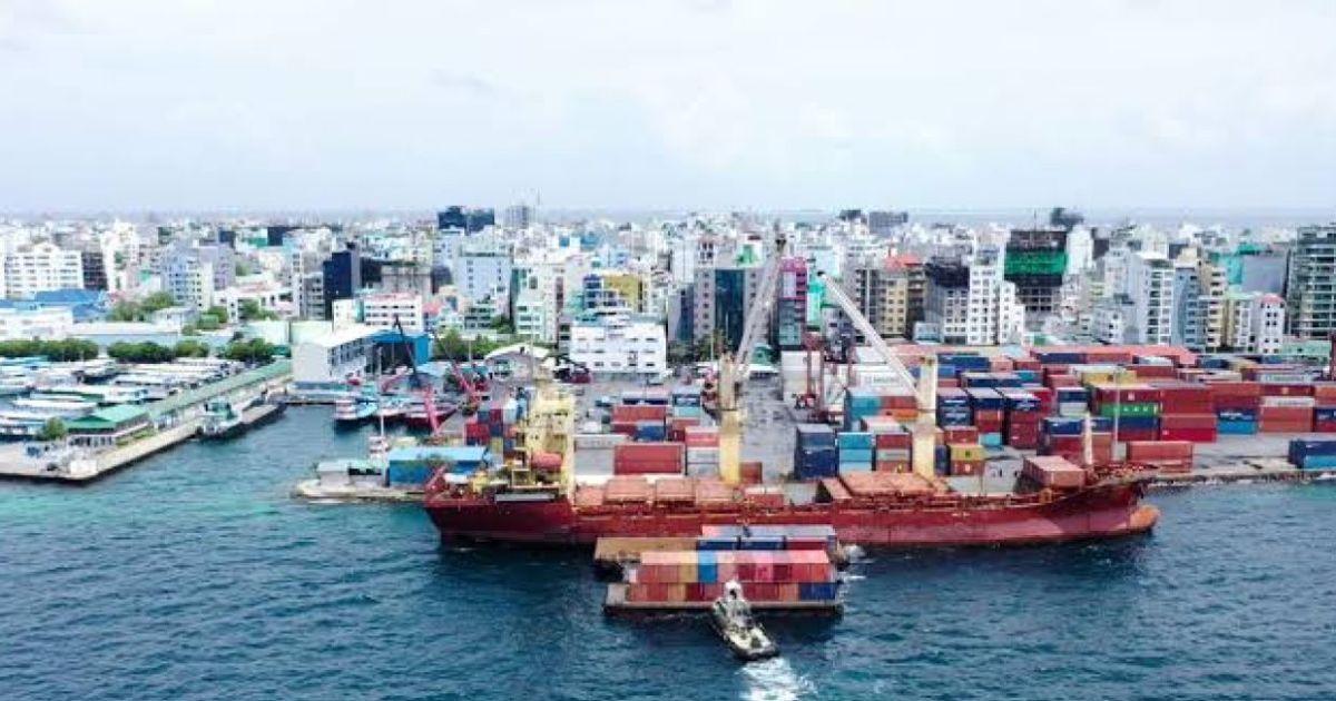 އިމްޕޯޓު އެކްސްޕޯޓުން ނޮވެމްބަރުގައި 249 މިލިޔަން ރުފިޔާ