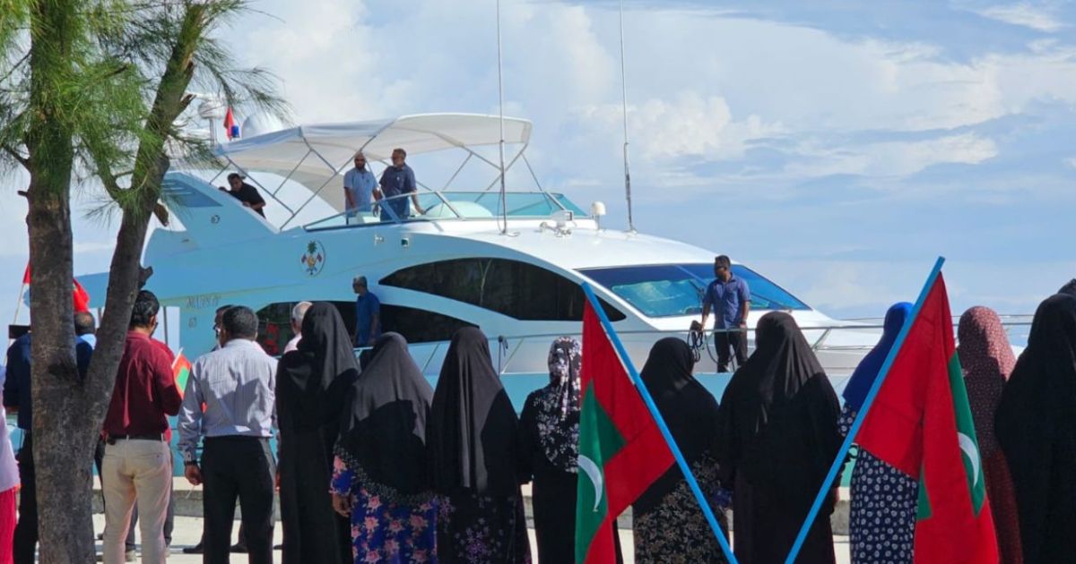 ރަތަފަންދޫއިން ރައީސަށް ރަތްދޫލައިގެ މަރުޙަބާއެއް