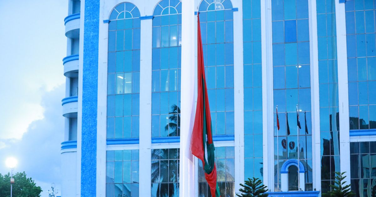 އީރާނުގެ ރައީސް އަވަހާވުމާ ގުޅިގެން ދިވެހި ބޮޑު ދިދަ ބައިދަނޑިއަށް ތިރިކުރަނީ