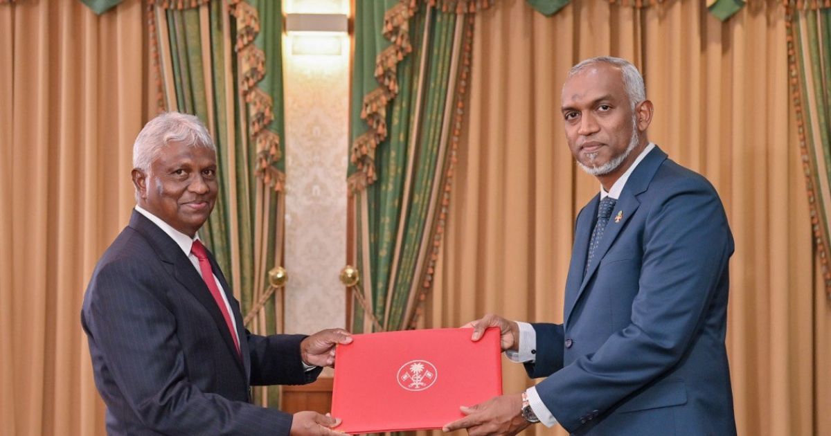 ފޮރިން މިނިސްޓްރީން ވަކިކުރި ފަހުމީއަށް އަލުން ވަޒީފާ ދީފި