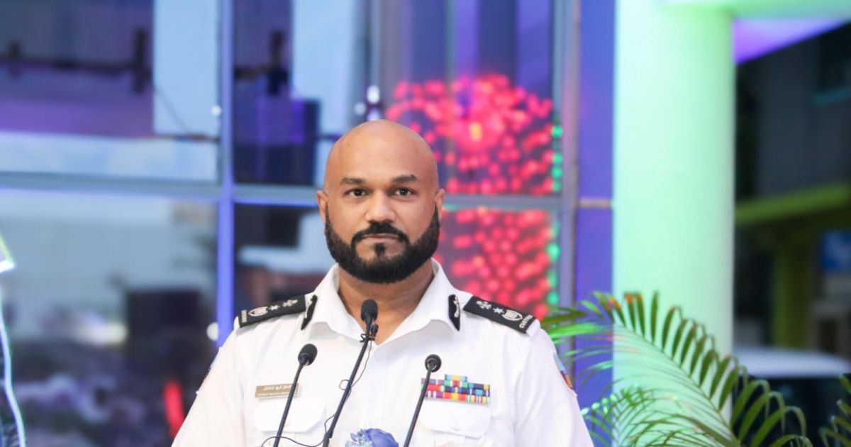 ކަސްޓަމްސް އިން ވަކިކޮށް ސްޓޭޓް މިނިސްޓަރުކަން ދިން މާނިއު މަޤާމުން އިސްތިއުފާ ދީފި