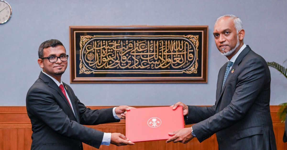 ގަވަރުނަރަކަށް މުނައްވަރު އައްޔަންކުރަން ރުހުން ދޭން ކޮމިޓީން ނިންމައިފި